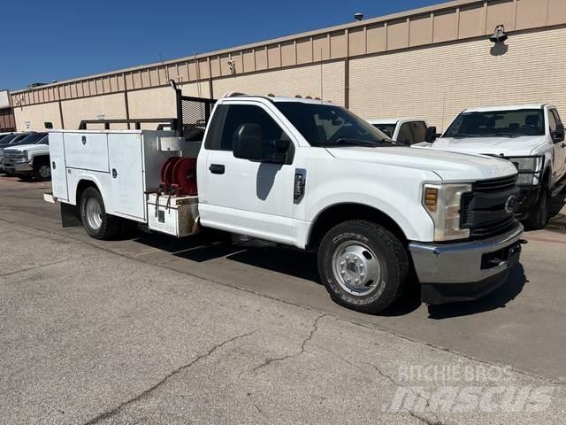 Ford F-350 Pikapai / Bortiniai sunkvežimiai