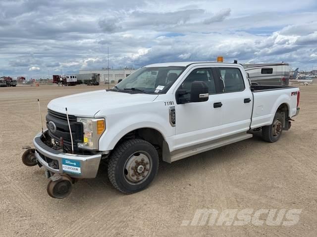 Ford F-350 Kita