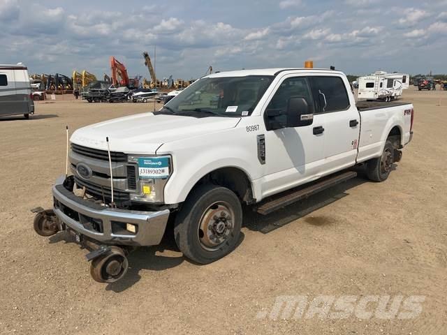 Ford F-350 Kita