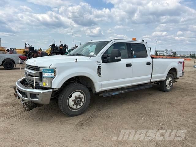Ford F-350 Kita
