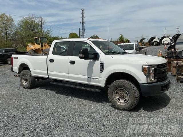 Ford F-350 Kita