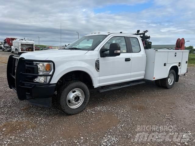 Ford F-350 Visuotinės / bendrosios paskirties automobiliai