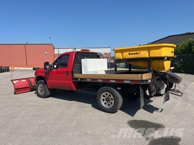 Ford F-350 Sniego peiliai ir valytuvai