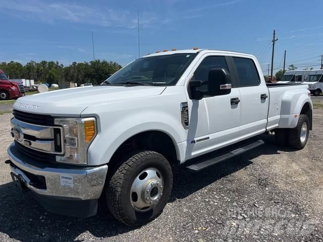 Ford F-350 Kita