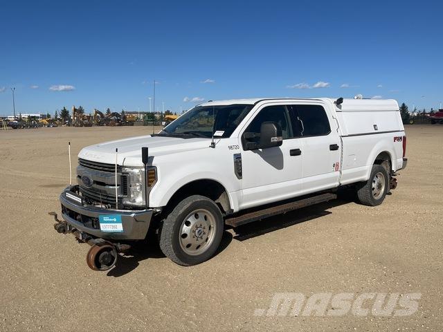 Ford F-350 Pikapai / Bortiniai sunkvežimiai
