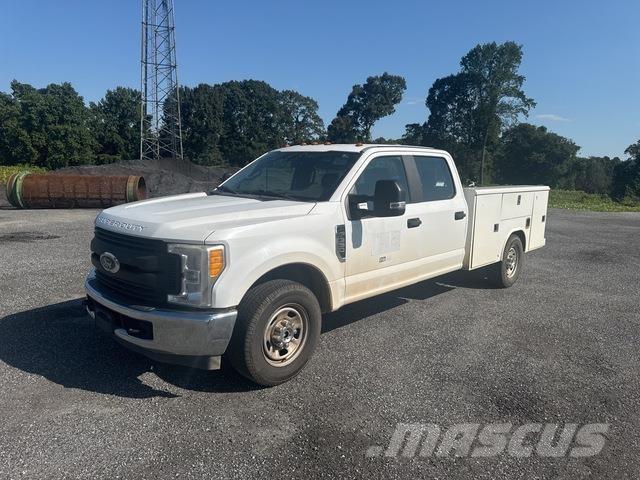 Ford F-350 Visuotinės / bendrosios paskirties automobiliai