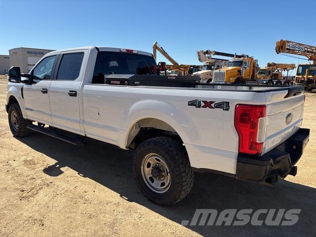 Ford F-350 Pikapai / Bortiniai sunkvežimiai