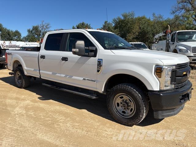 Ford F-350 Pikapai / Bortiniai sunkvežimiai