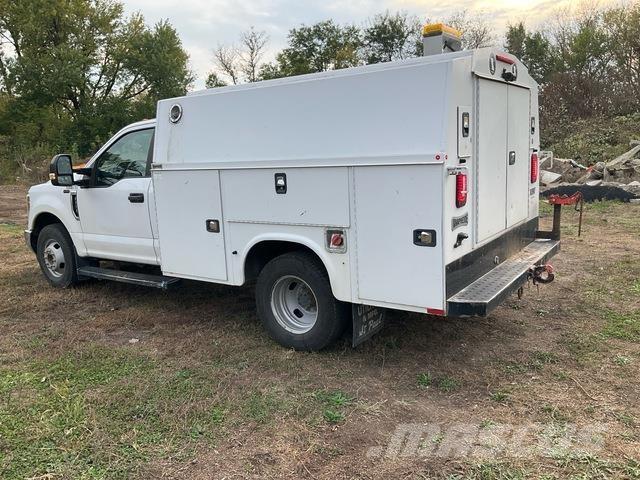 Ford F-350 Pikapai / Bortiniai sunkvežimiai