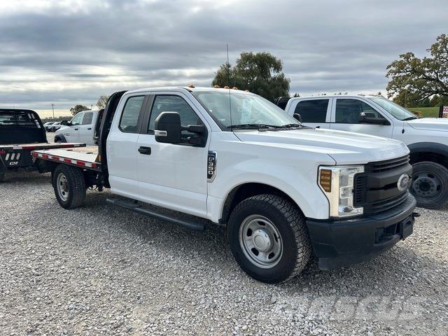 Ford F-350 Platformos/ Pakrovimas iš šono