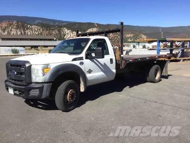 Ford F-450 Savivarčių priekabų vilkikai