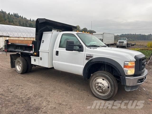 Ford F-550 Savivarčių priekabų vilkikai