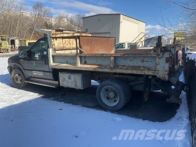 Ford F-550 Savivarčių priekabų vilkikai