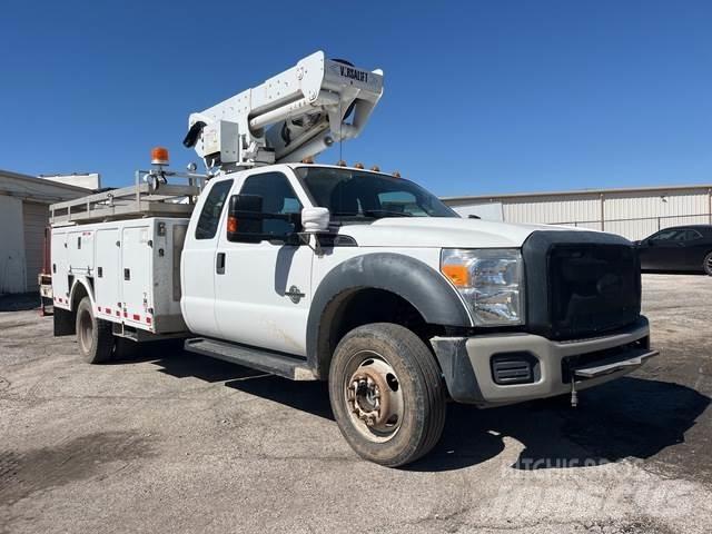 Ford F-550 Ant vilkikų montuojamos kėlimo platformos