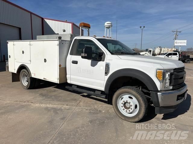 Ford F-550 Visuotinės / bendrosios paskirties automobiliai