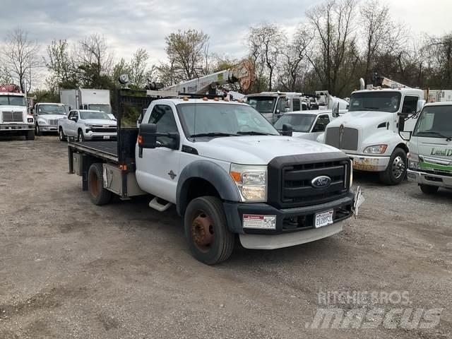 Ford F-550 Platformos/ Pakrovimas iš šono