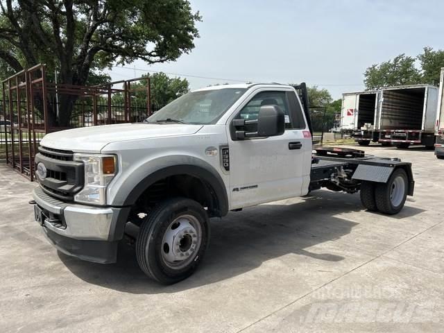 Ford F-550 Statyba - Kita