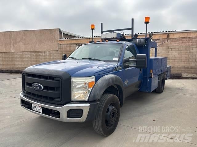 Ford F-550 Pikapai / Bortiniai sunkvežimiai