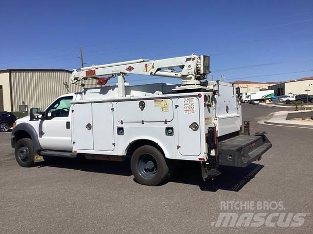 Ford F-550 Visuotinės / bendrosios paskirties automobiliai
