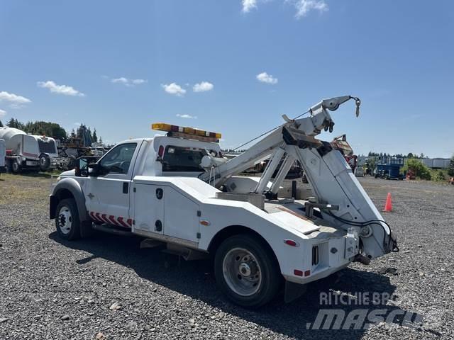 Ford F-550 Pagalbos kelyje automobiliai