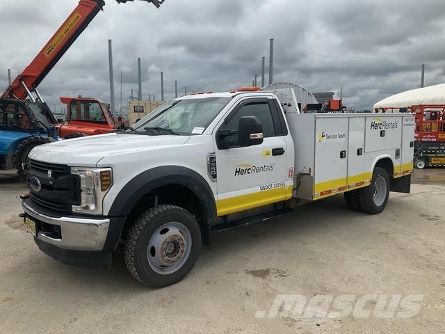 Ford F-550 Automobilinės cisternos