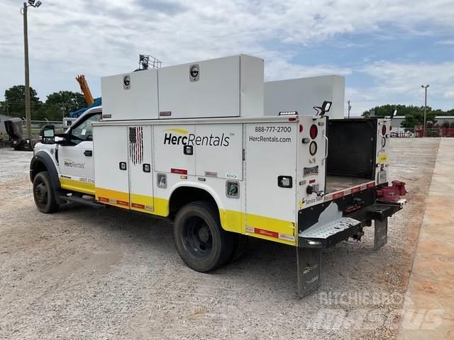 Ford F-550 Statyba - Kita