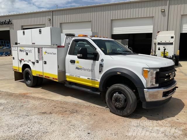 Ford F-550 Statyba - Kita