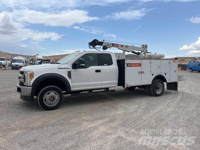 Ford F-550 Visuotinės / bendrosios paskirties automobiliai