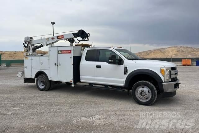 Ford F-550 Visuotinės / bendrosios paskirties automobiliai