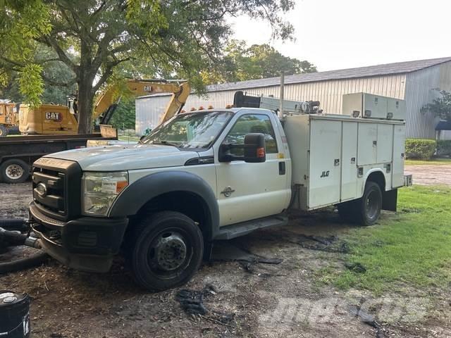 Ford F-550 Visuotinės / bendrosios paskirties automobiliai