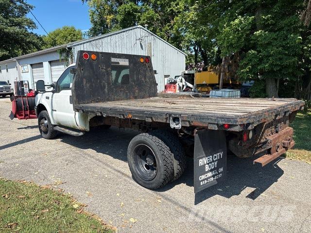 Ford F-550 Platformos/ Pakrovimas iš šono