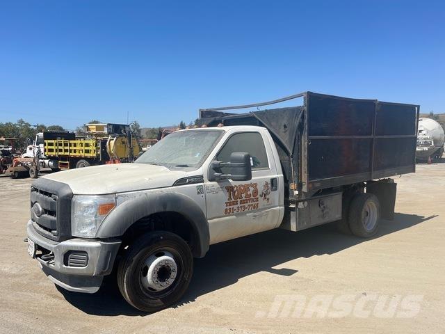 Ford F-550 Savivarčių priekabų vilkikai
