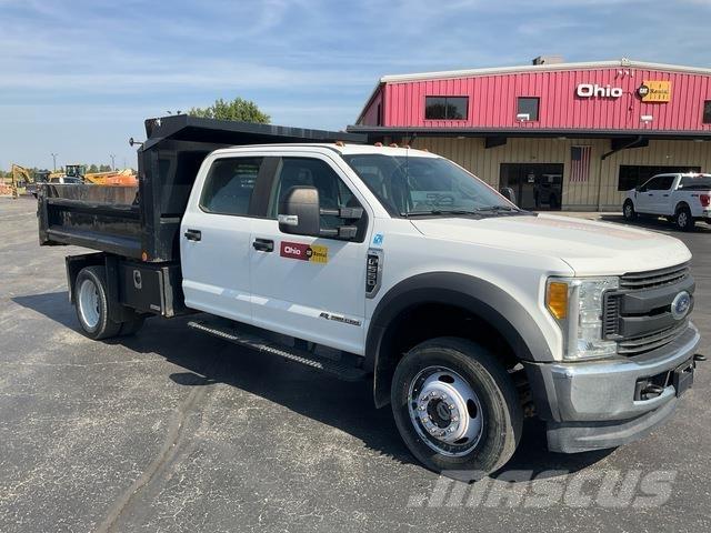 Ford F-550 Savivarčių priekabų vilkikai