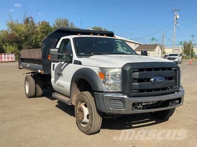 Ford F-550 Savivarčių priekabų vilkikai