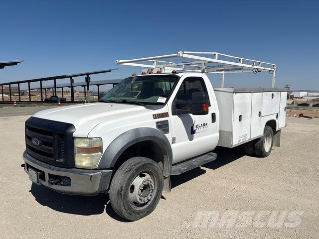 Ford F-550 Pikapai / Bortiniai sunkvežimiai