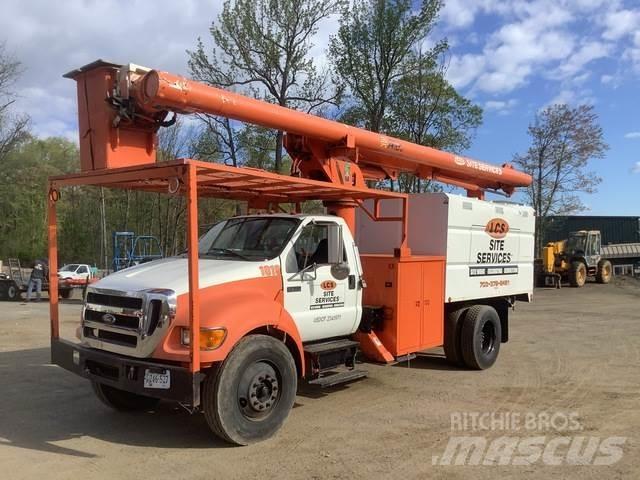 Ford F-650 Ant vilkikų montuojamos kėlimo platformos