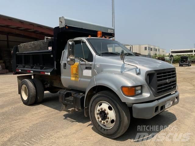 Ford F-650 Savivarčių priekabų vilkikai