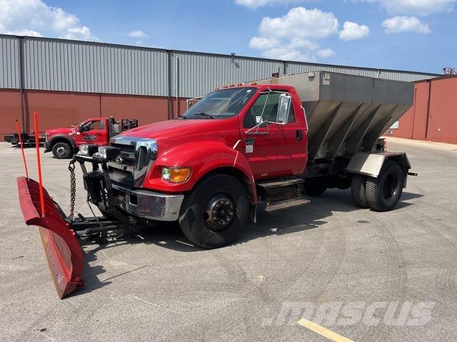 Ford F-650 Sniego peiliai ir valytuvai
