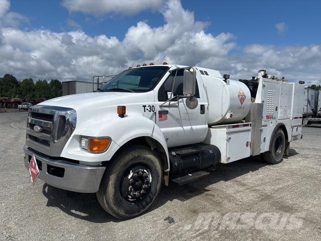 Ford F-650 Automobilinės cisternos
