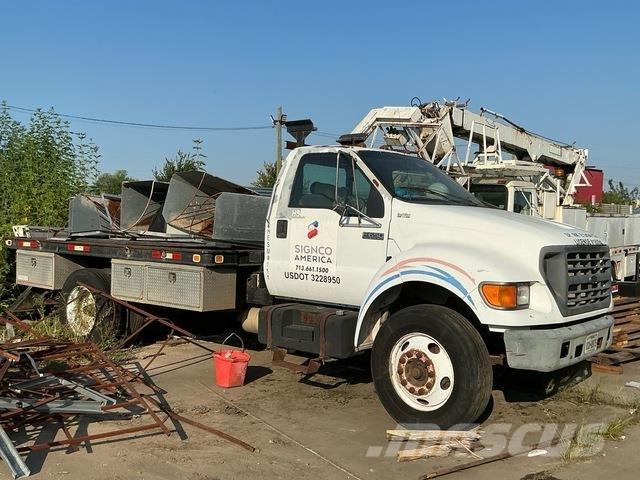 Ford F-650 Platformos/ Pakrovimas iš šono