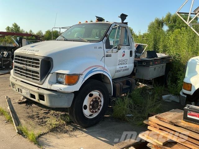Ford F-650 Platformos/ Pakrovimas iš šono