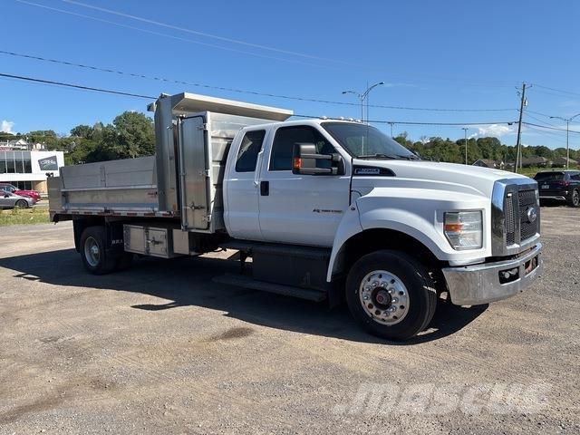 Ford F-650 Savivarčių priekabų vilkikai