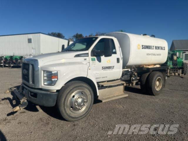 Ford F-650 Vandens sunkvežimiai