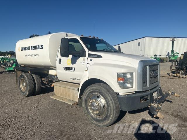Ford F-650 Vandens sunkvežimiai