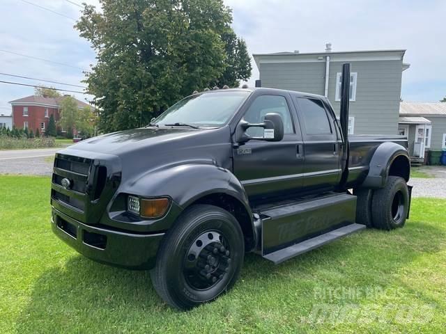 Ford F-750 Kita