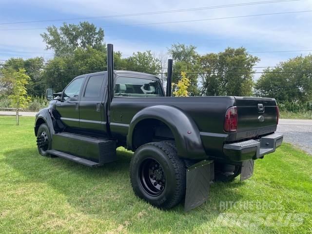 Ford F-750 Kita