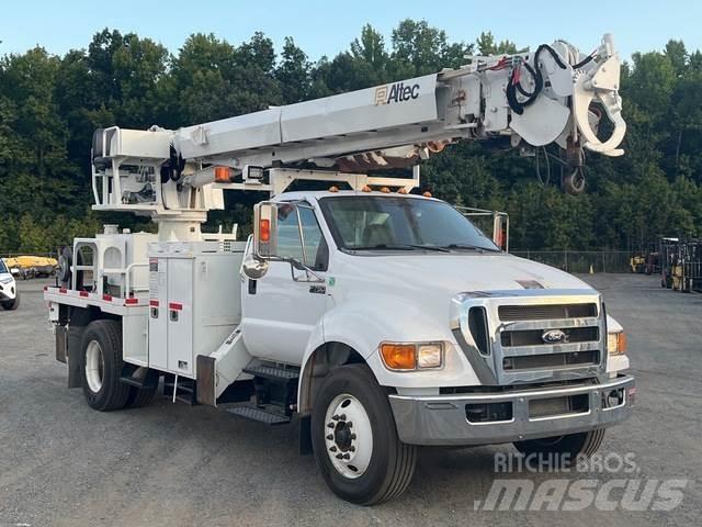 Ford F-750 Mobilūs gręžimo bokštiniai sunkvežimiai