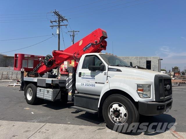 Ford F-750 Kita
