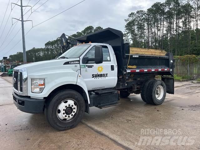 Ford F-750 Savivarčių priekabų vilkikai