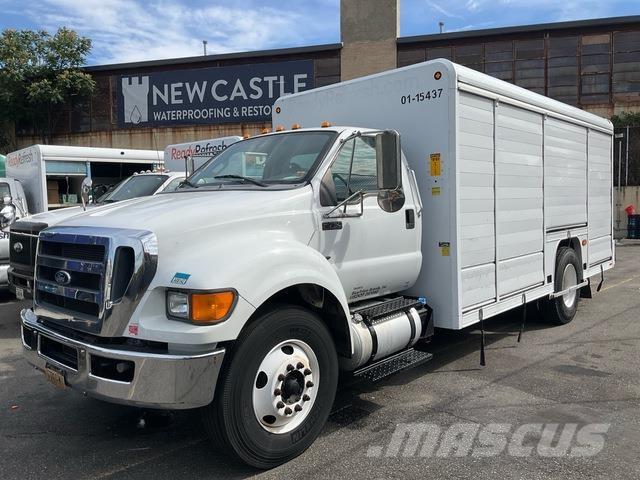 Ford F-750 Gėrimų tiekimo sunkvežimiai